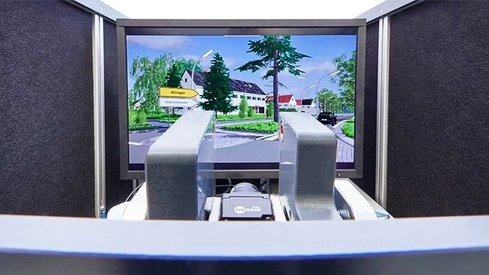 Test von Kamera-Steuergeräten mit simulierten Fahrszenarien